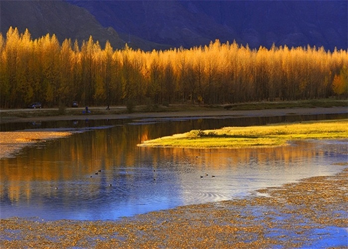 Hồ Kim Sắc, Tây Tạng đẹp như tranh vẽ những ngày sang thu