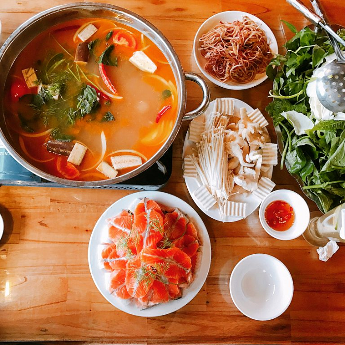 Delicious salmon hotpot. Photo: italiancornersp