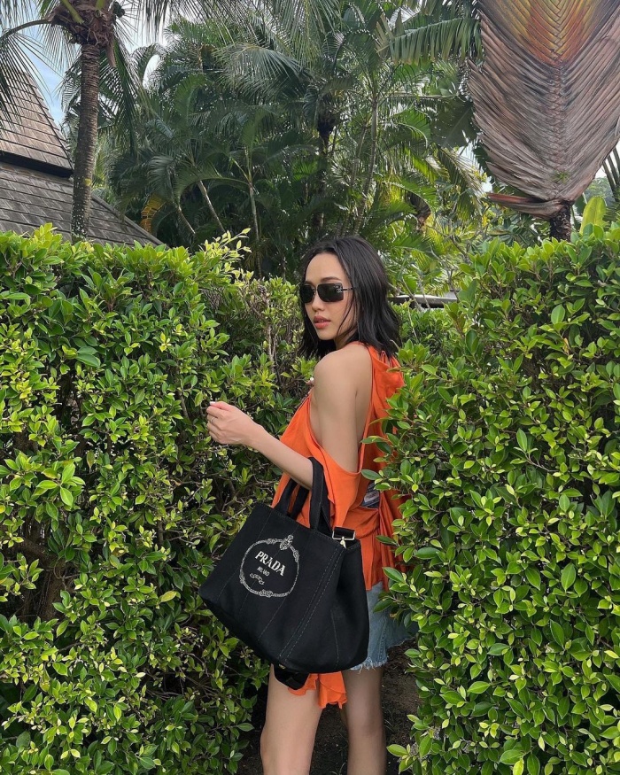 Nữ diễn viên chọn nghỉ ở một khu nghỉ dưỡng nổi tiếng tại Phuket