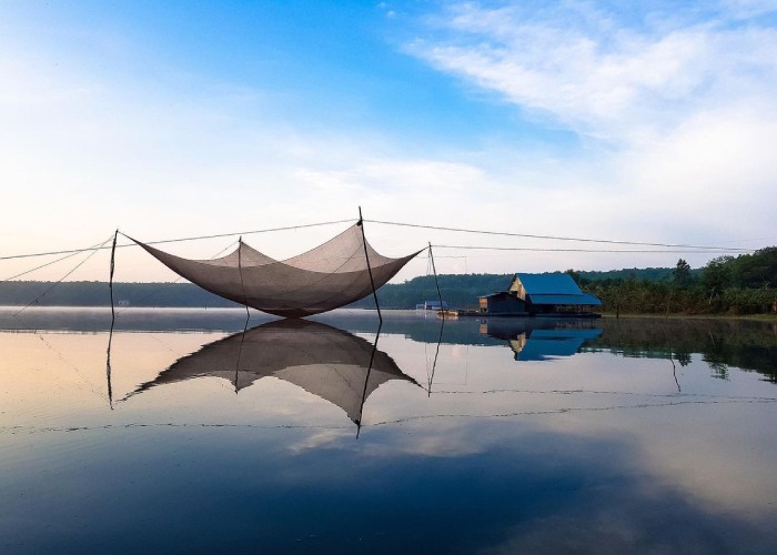 hồ Suối Giai Bình Phước với trải nghiệm đánh bắt cá cùng người dân