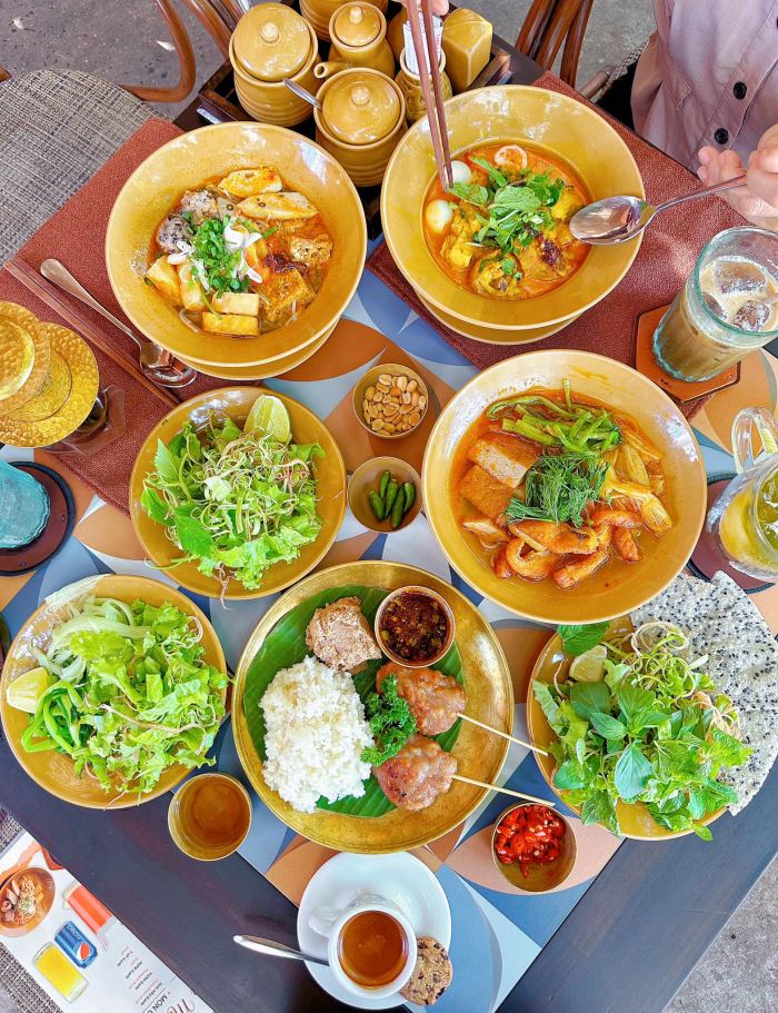 quán ăn ngon gần ga Nha Trang Ơi Nha Trang Restaurant 