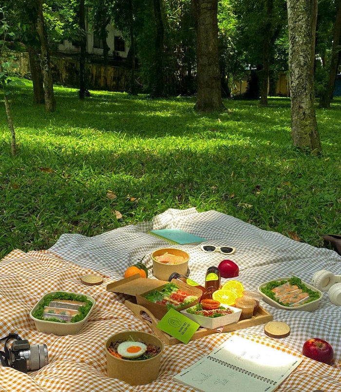 Cùng ghé thăm Vườn Bách thảo Hà Nội để picnic thôi nào