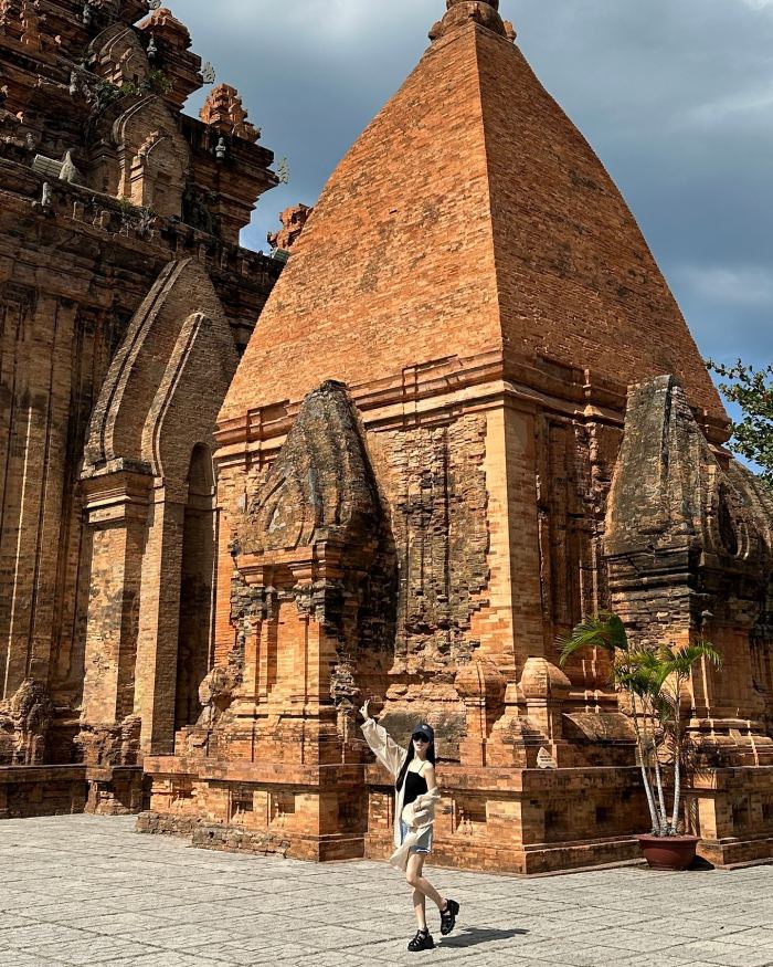 Park Bo Young du lịch Nha Trang 