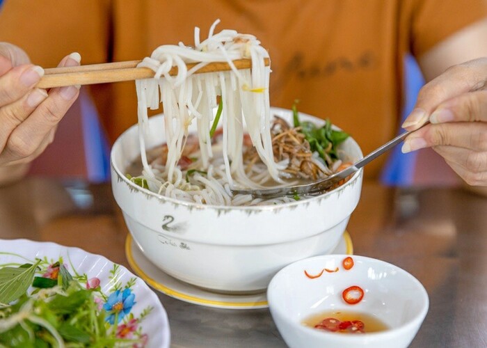 Quán bún nước lèo nổi tiếng ở Sóc Trăng - Quán bún nước lèo Cá Đồng