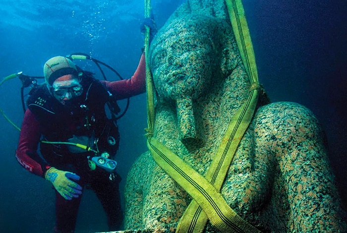 Các cuộc thám hiểm tàn tích văn minh cổ đại dưới đáy biển đã phát hiện rất nhiều di tích của thành phố Heracelion