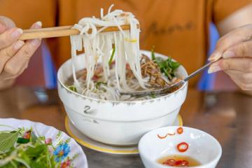 6 quán bún nước lèo ngon nổi tiếng ở Sóc Trăng được thực khách thập phương săn lùng thưởng thức
