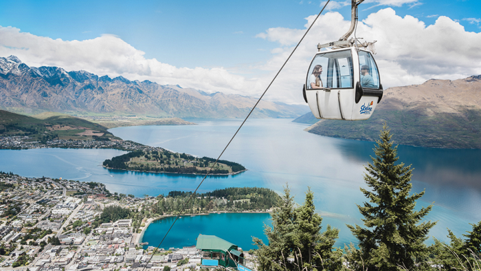 Một trong những trải nghiệm thú vị nhất Queenstown dành cho bạn là đi cáp treo Skyline lên đỉnh Bob