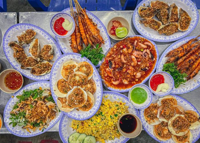 Những quán ăn ngon gần bán đảo Sơn Trà 