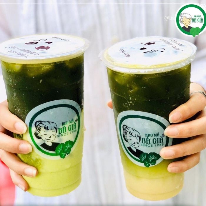 Tiệm rau má Bà Già với 30 năm bán đồ uống thanh nhiệt ngày hè
