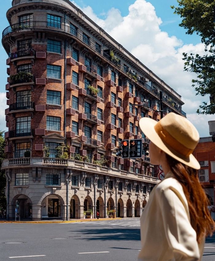 Tòa nhà Wukang lại mang phong cách Phục hưng Pháp