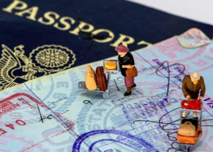 An applicant for an urgent Vietnam visa is a foreigner who needs to enter Vietnam urgently