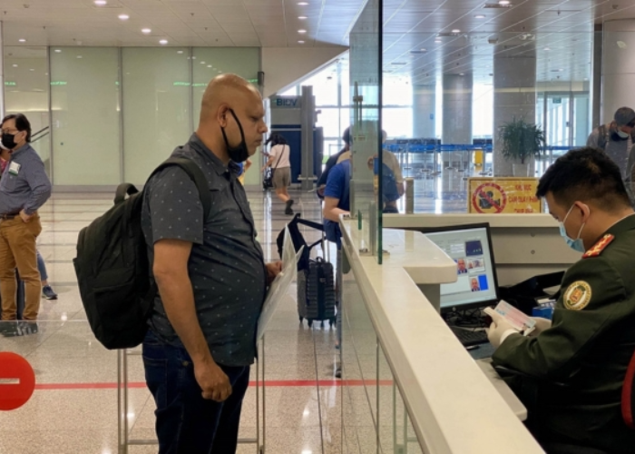 Present Vietnam emergency visa approval letter to Immigration Officer