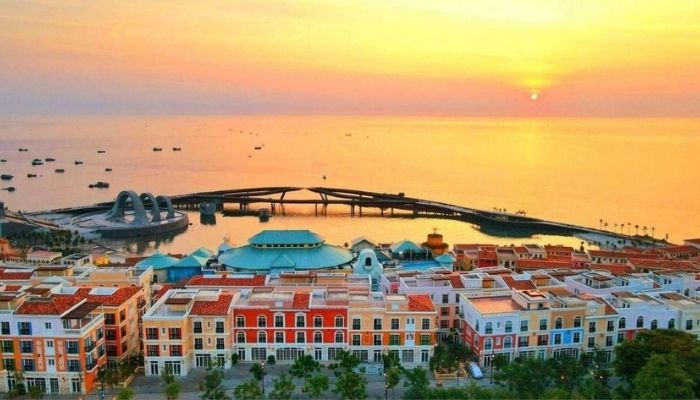 Toàn cảnh Sunset Town