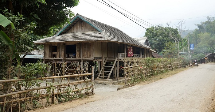 Bản Nhót Mai Châu ở đâu?