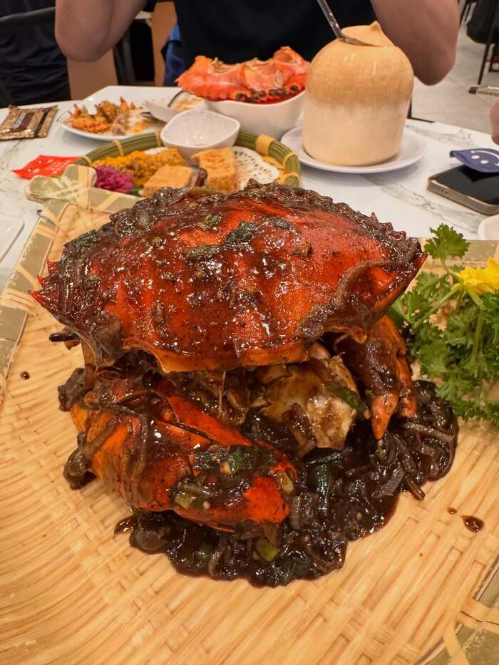 Ở Singapore ăn uống có đắt không? Gợi ý các món ăn ngon “must try”