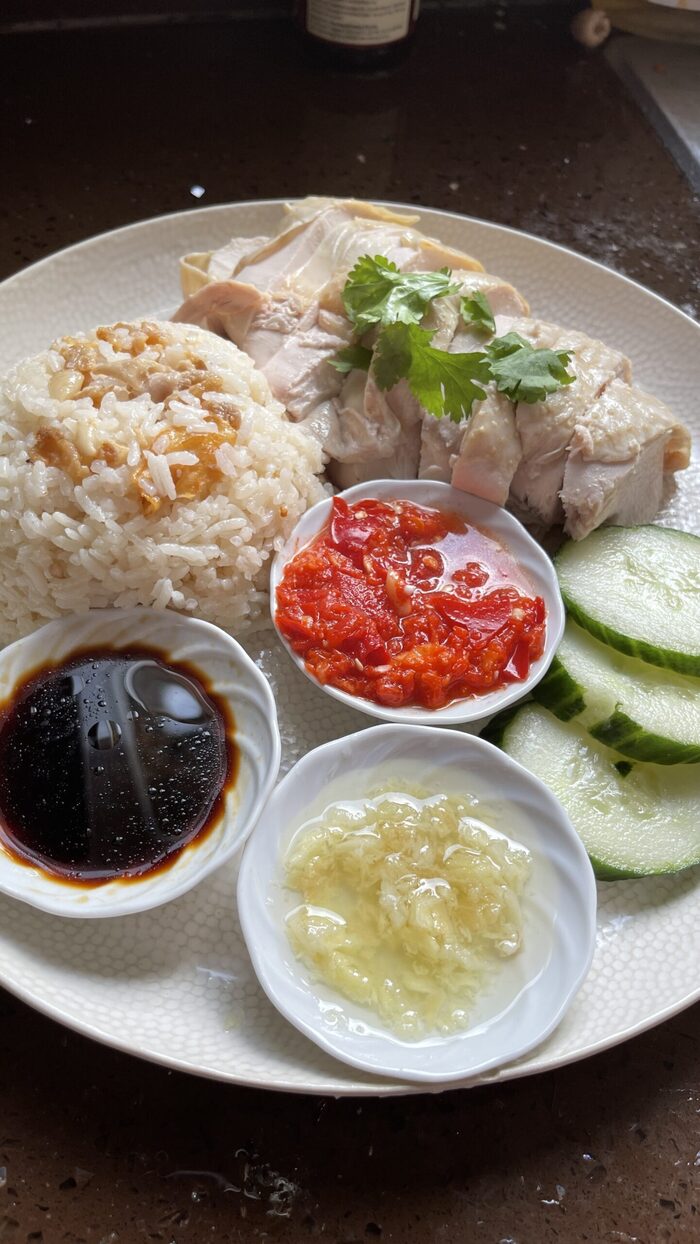 Ở Singapore ăn uống có đắt không? Gợi ý các món ăn ngon “must try”