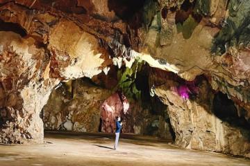 Hang Mỏ Luông Hòa Bình đẹp và đầy bí ẩn, nhất định phải khám phá