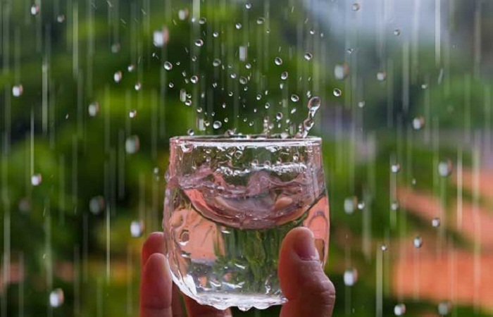 Có nên hứng nước mưa để tránh nước bị nhiễm Styren