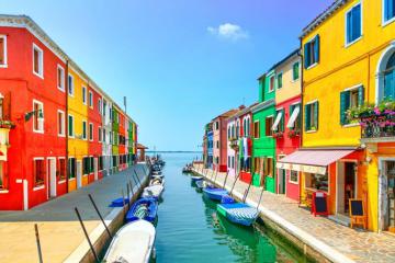 Ghé thăm Burano – Viên ngọc sắc màu của Italy