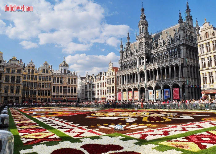 Quảng trường Lớn, Brussel nơi tập trung nhiều kiến trúc cổ điển