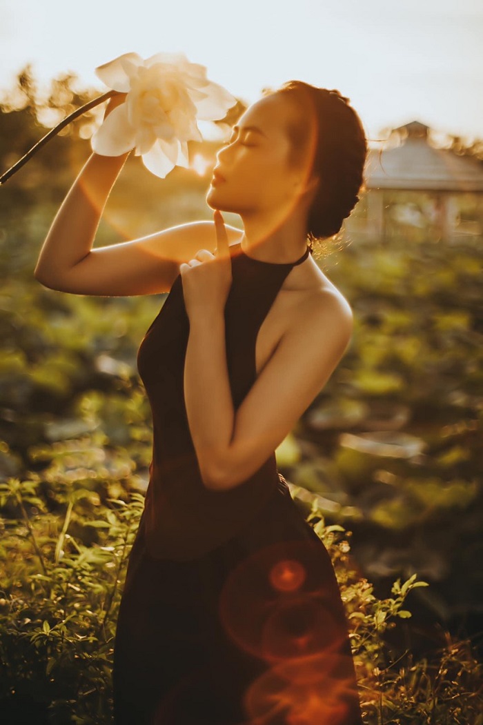 cánh đồng hoa Bãi Đá Sông Hồng