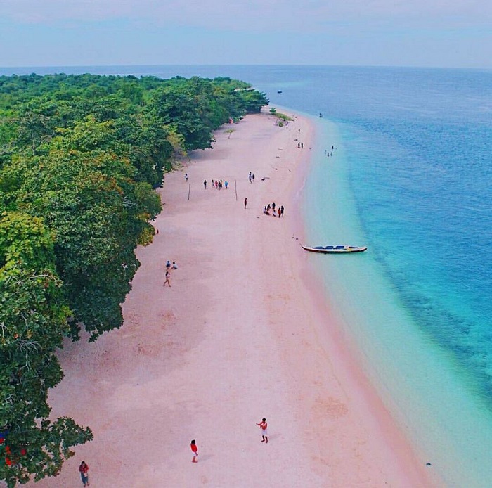 bãi biển màu hồng ở Philippines