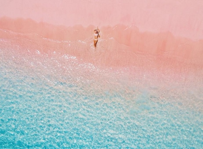 bãi biển màu hồng ở Bermuda