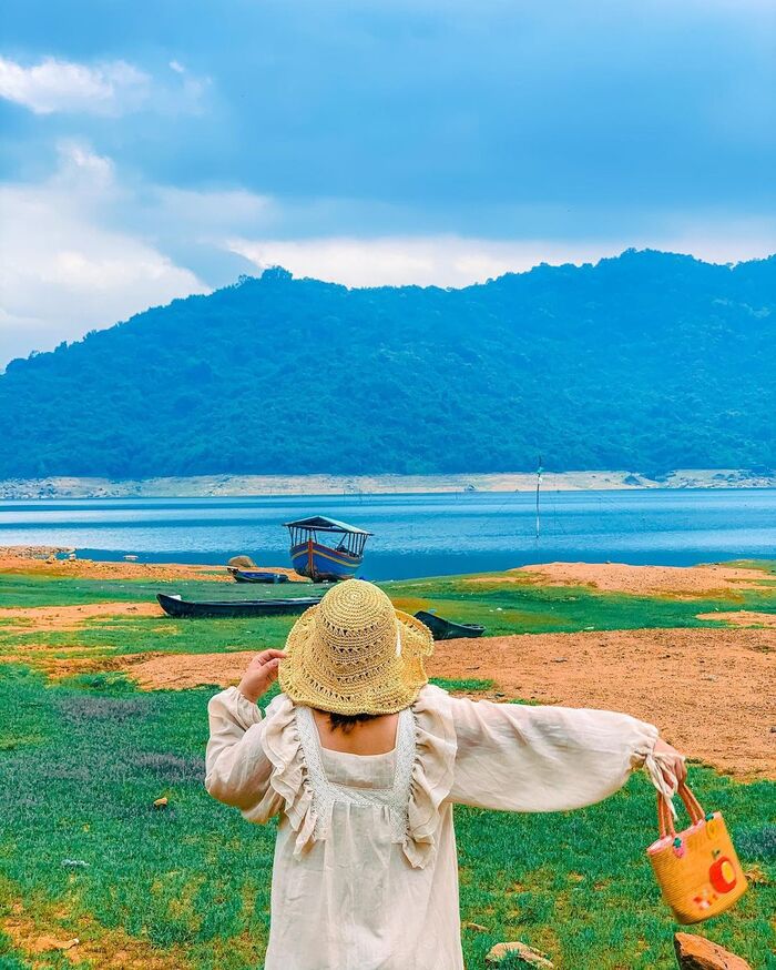 Mách bạn địa chỉ hồ Núi Một Bình Định – Địa điểm dã ngoại ấn tượng khiến dân tình mê mẩn