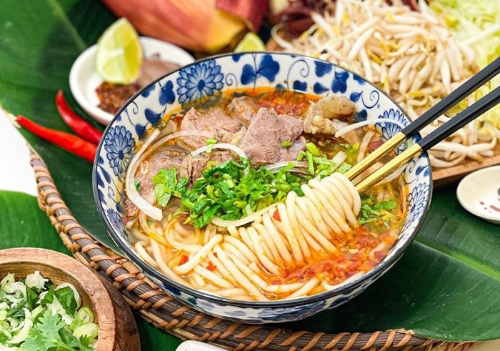 Bún nghệ Huế