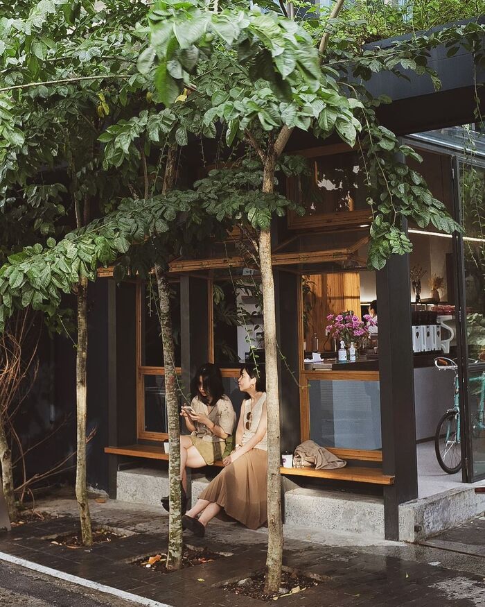 Dừng chân thư giãn cuối tuần tại 4 quán cà phê phong cách tối giản ở quận 3