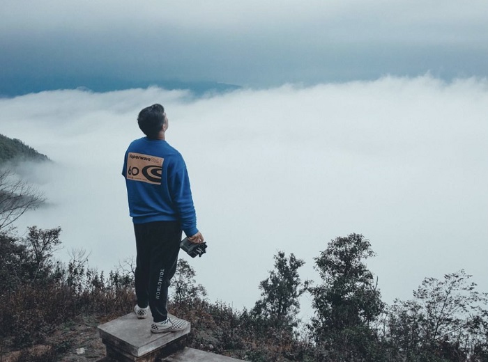 Săn mây ở đèo Khau Phạ lý tưởng nhất là dịp cuối năm.