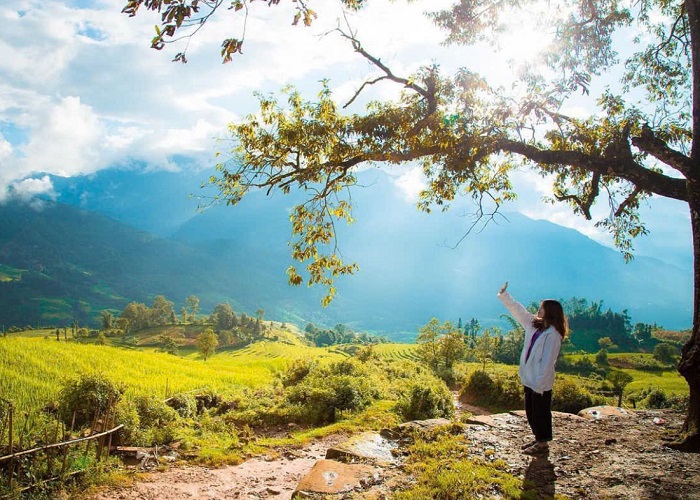 Làng Choản Thèn Lào Cai: Ngôi làng cổ là thiên đường săn mây cuối năm ở Tây Bắc