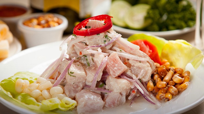 Ceviche là một trong những món ăn truyền thống ngon nhất Peru bạn không thể bỏ qua