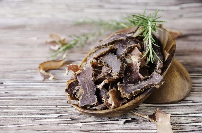 Biltong & droewors không chỉ là món ngon nên thử ở Nam Phi mà còn là một phần văn hóa ẩm thực lâu đời của quốc gia