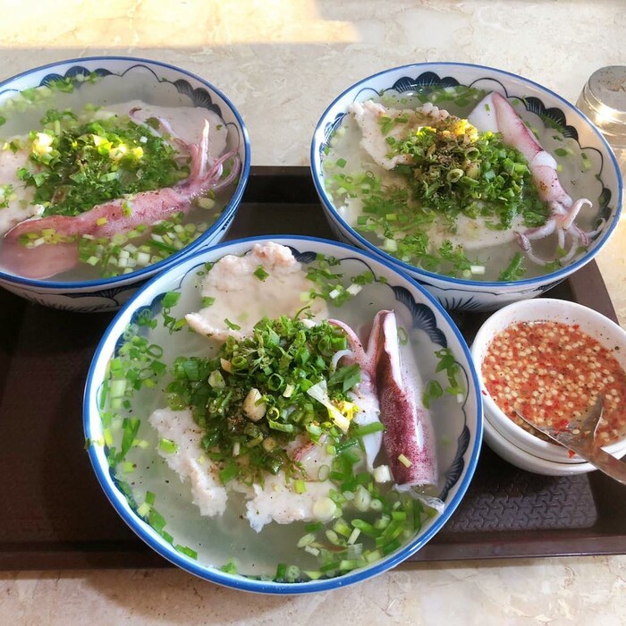 Quán bún quậy ngon nổi tiếng ở Phú Quốc - Bún quậy Bình Dung