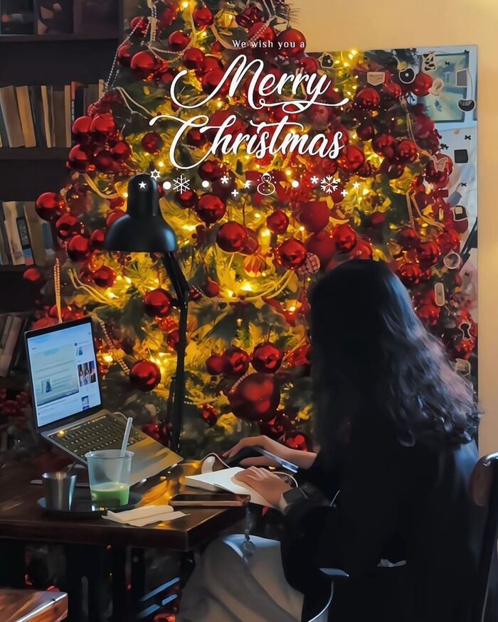quán cafe trang trí Noel sớm ở TP HCM - Thành Cafe