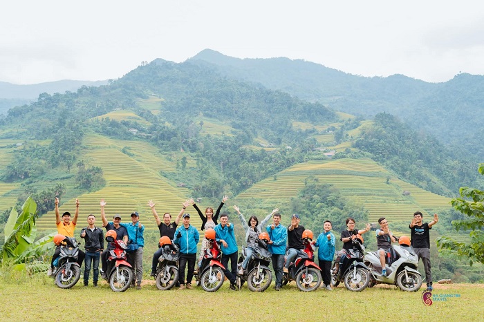 Chỉ cách TP Hà Giang 30km nên việc di chuyển tới thôn Lùng Tao Hà Giang cũng dễ dàng