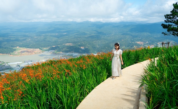 Du lịch Lang Biang Đà Lạt, ngắm cảnh đẹp thơ mộng