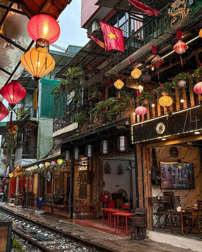 So sánh du lịch Hà Nội và TP Hồ Chí Minh chi tiết - Thời tiết