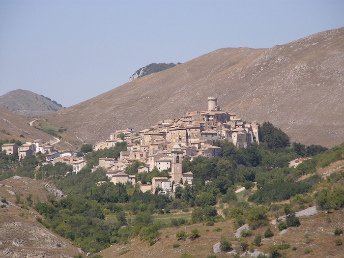 làng Santo Stefano di Sessanio
