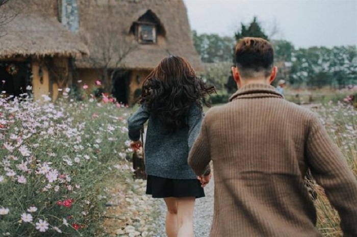 ‘Bắt sóng’ 10 kiểu chụp ảnh du lịch couple