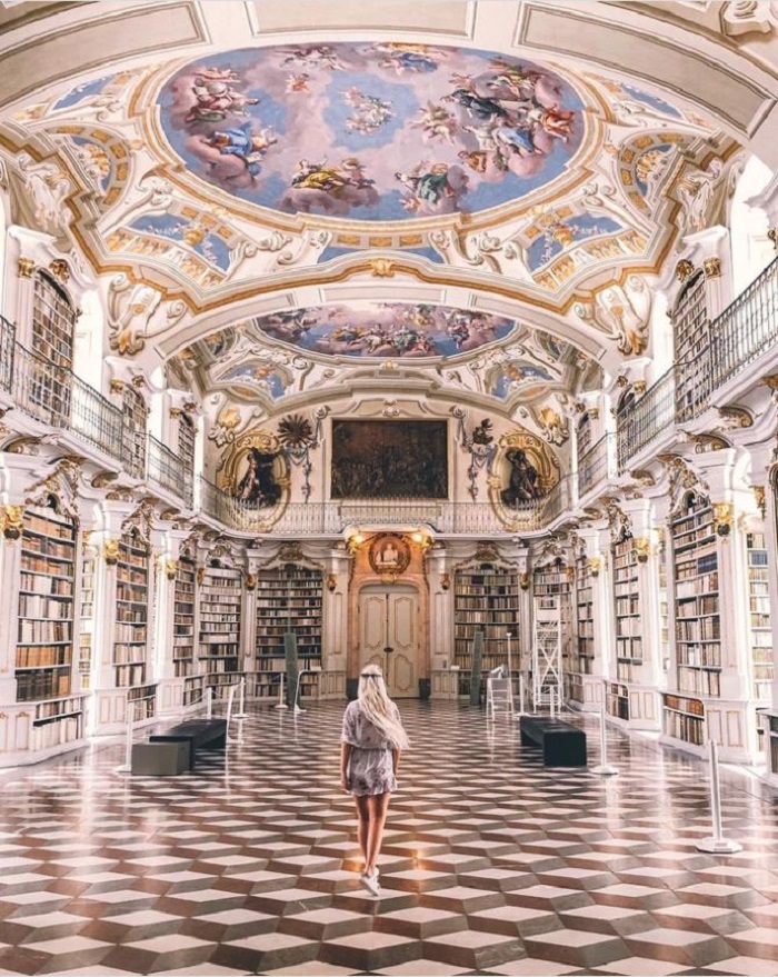 thư viện đẹp nhất thế giới ở Thụy Sĩ