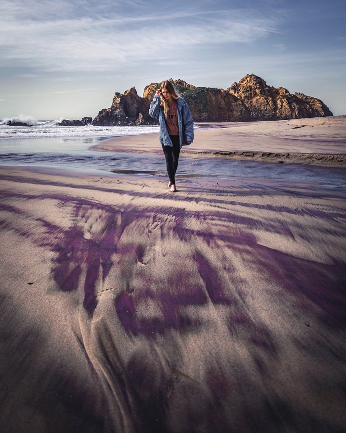 bãi biển sắc màu