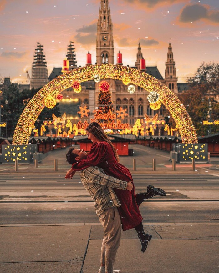 Chìm đắm trong ‘thiên đường ánh sáng’ tại các khu chợ giáng sinh nổi tiếng thế giới