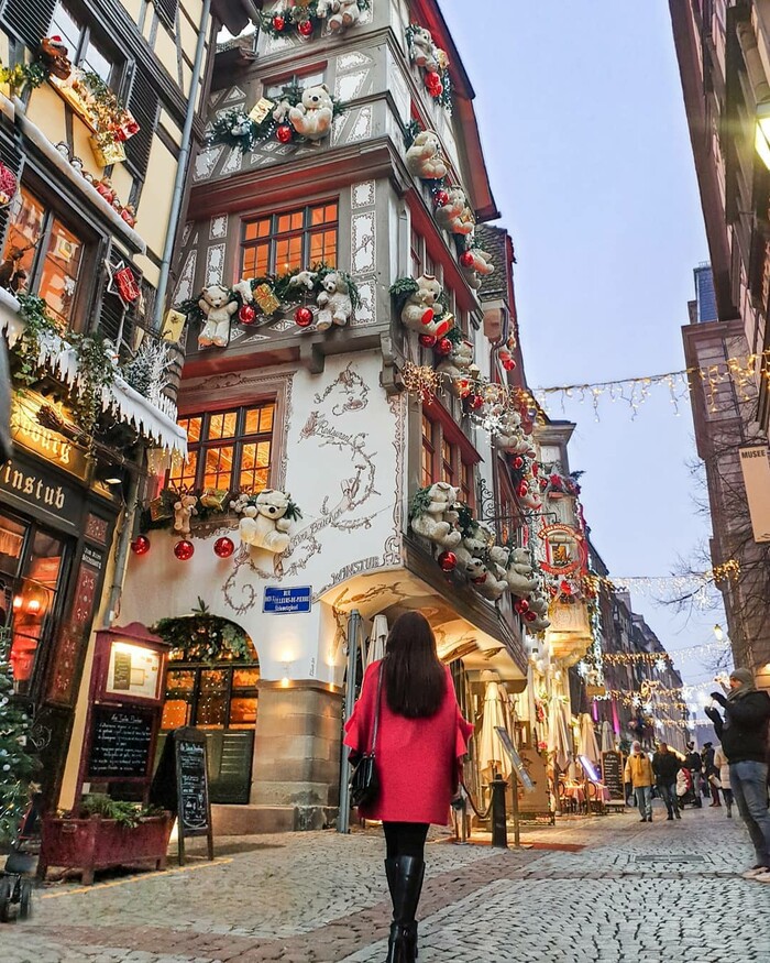 Chợ Strasbourg là khu chợ lâu đời nhất tại nước Pháp và là khu chợ Giáng sinh đầu tiên tại châu Âu. Ảnh: gabrielle_d.s