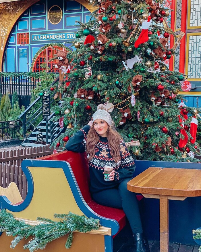 Chìm đắm trong ‘thiên đường ánh sáng’ tại các khu chợ giáng sinh nổi tiếng thế giới