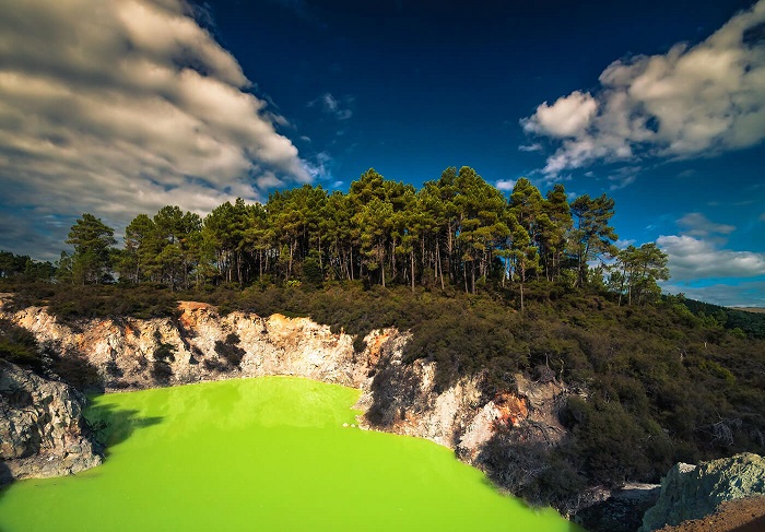 phòng tắm của quỷ ở New Zealand