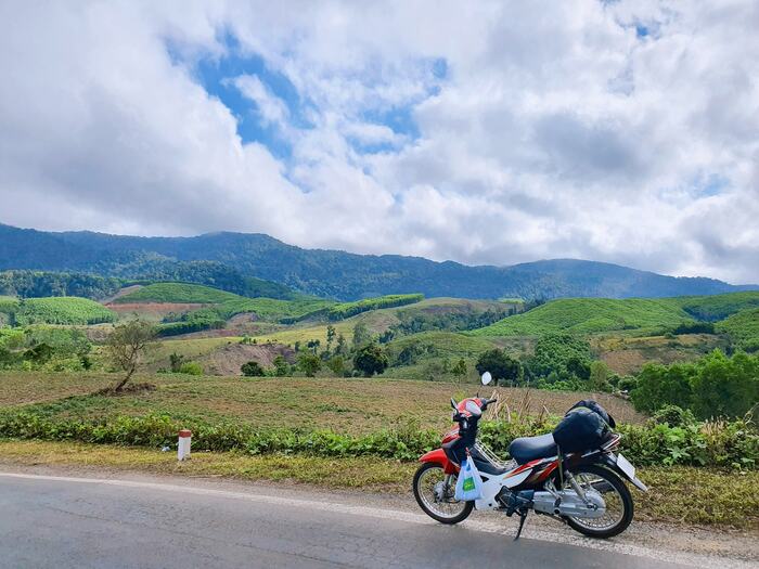 Cung đường Trường Sơn Đông đi qua rất nhiều cảnh đẹp nên thơ