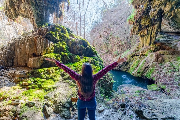 Ghé thăm Trung tâm khám phá ngoài trời Westcave - điểm đến thiên nhiên nổi tiếng Texas