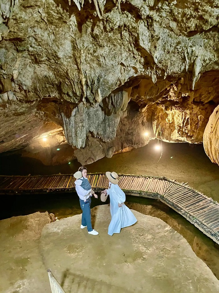 Khám phá hang động Thung Nham khi du lịch Hoa Lư Ninh Bình